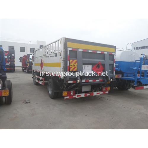 YUEJIN 2.5 ton van pengangkut silinder